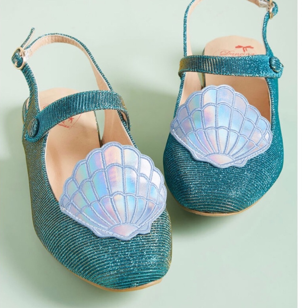 Banned ModCloth Seashell Mermaid Flats